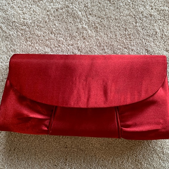 Clutch satin red handbag - Picture 1 of 5